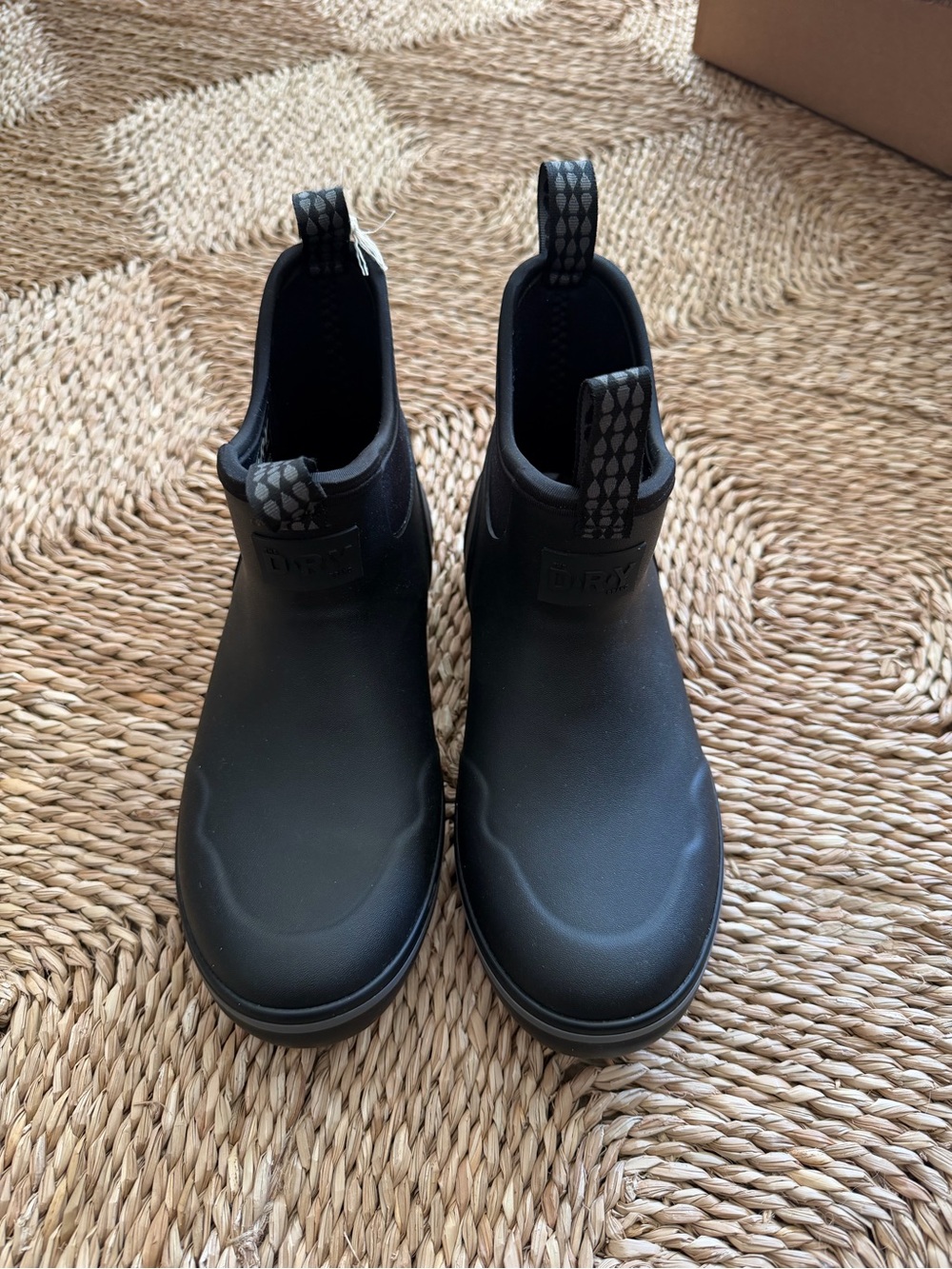Women's Black Chelsea Rain Boots with Pull Tabs